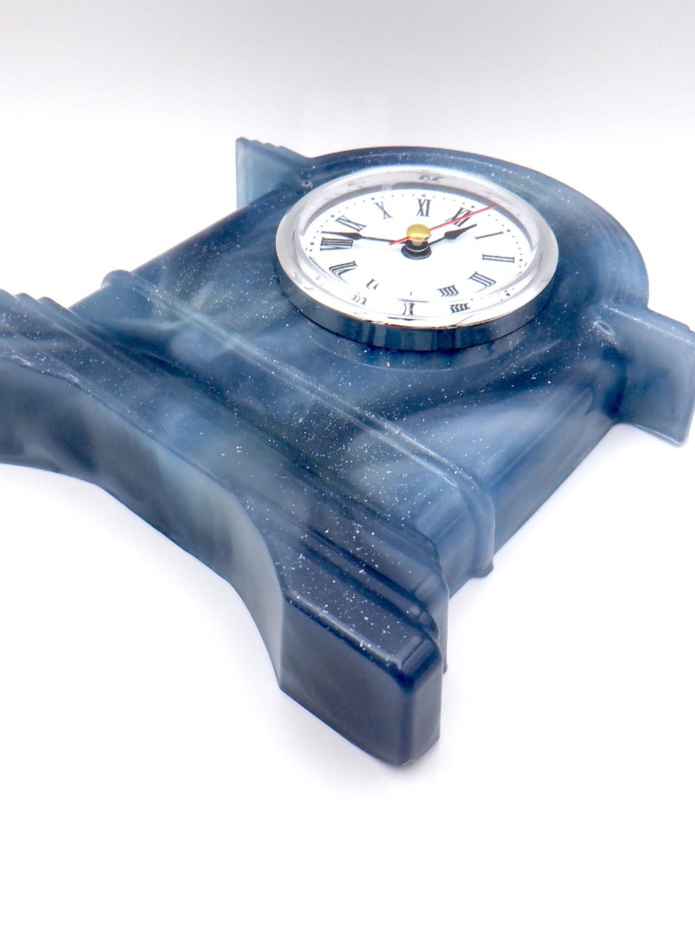 Handmade Resin Clock - Picture 8 of 12